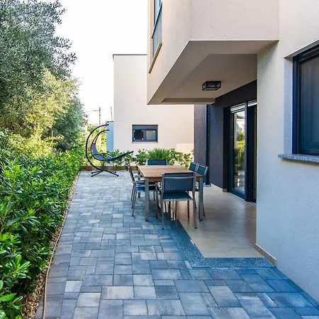 With A Parking Space - 23627 Appartamento
